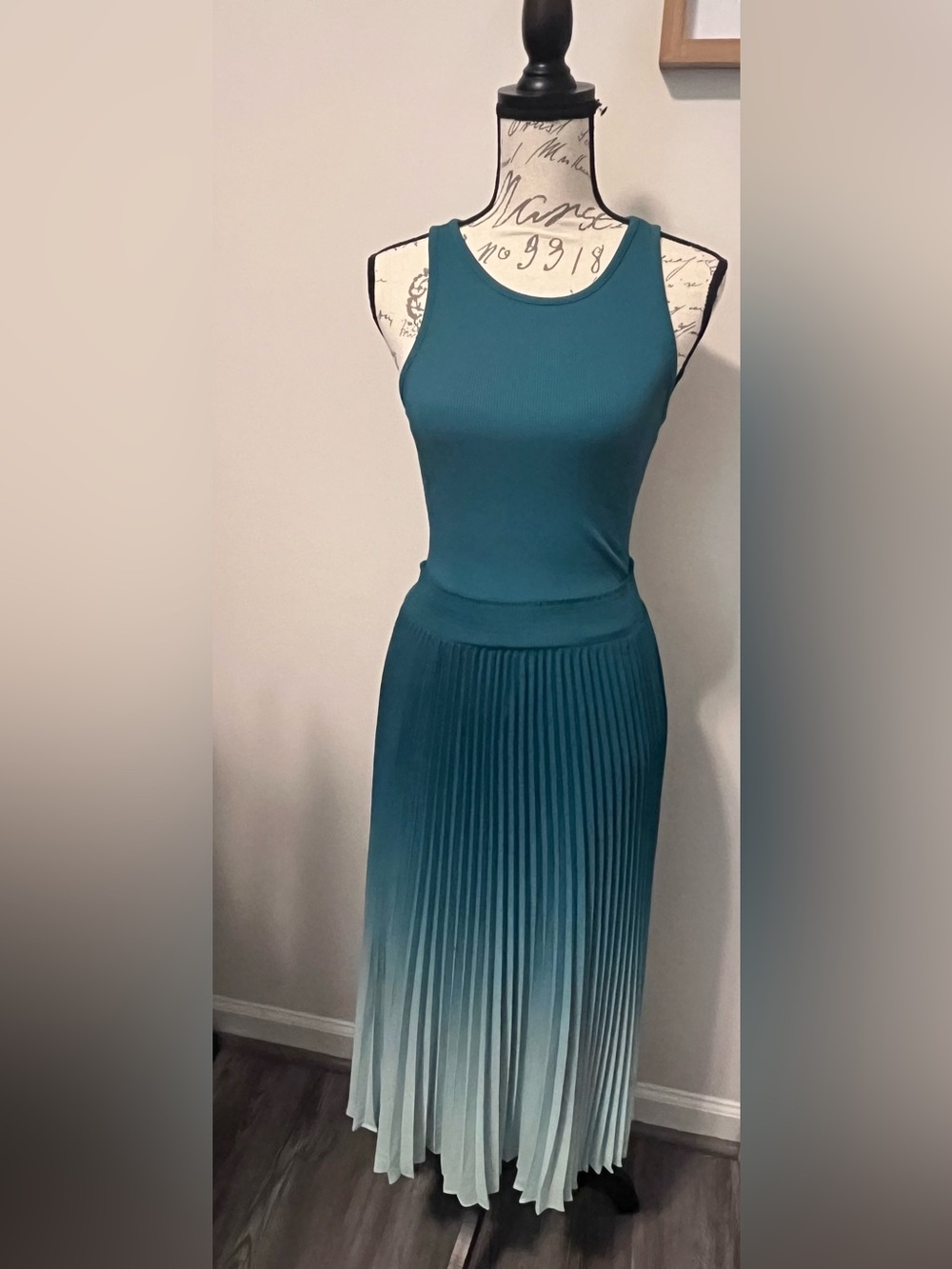 White House Black Market Teal Ombre Pleated Maxi Skirt Dress